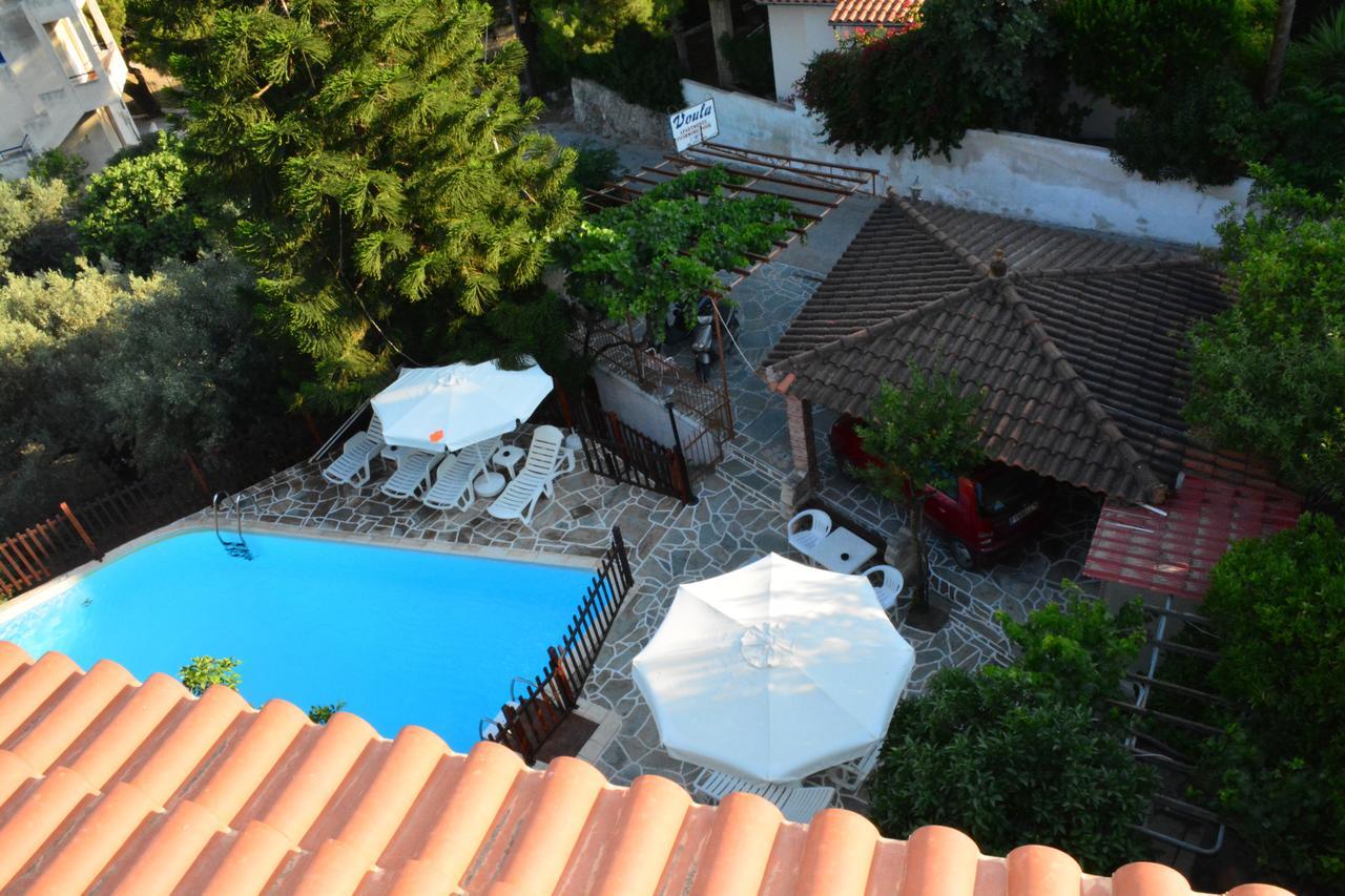 Voula Apartments Agia Marina  Exterior photo